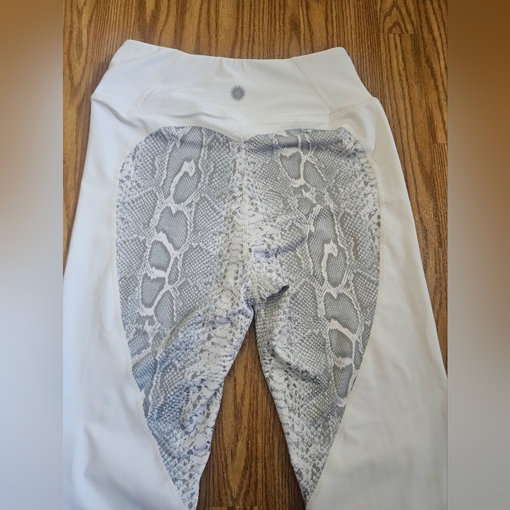 Snake Print Leggings White Gray Sommer ray Stretch Pants Size L - Picture 6 of 7
